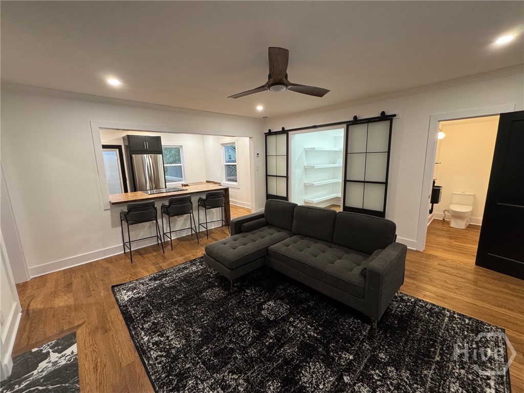 407 East 58th Street Savannah, GA 31405 - Photo 10 of 53