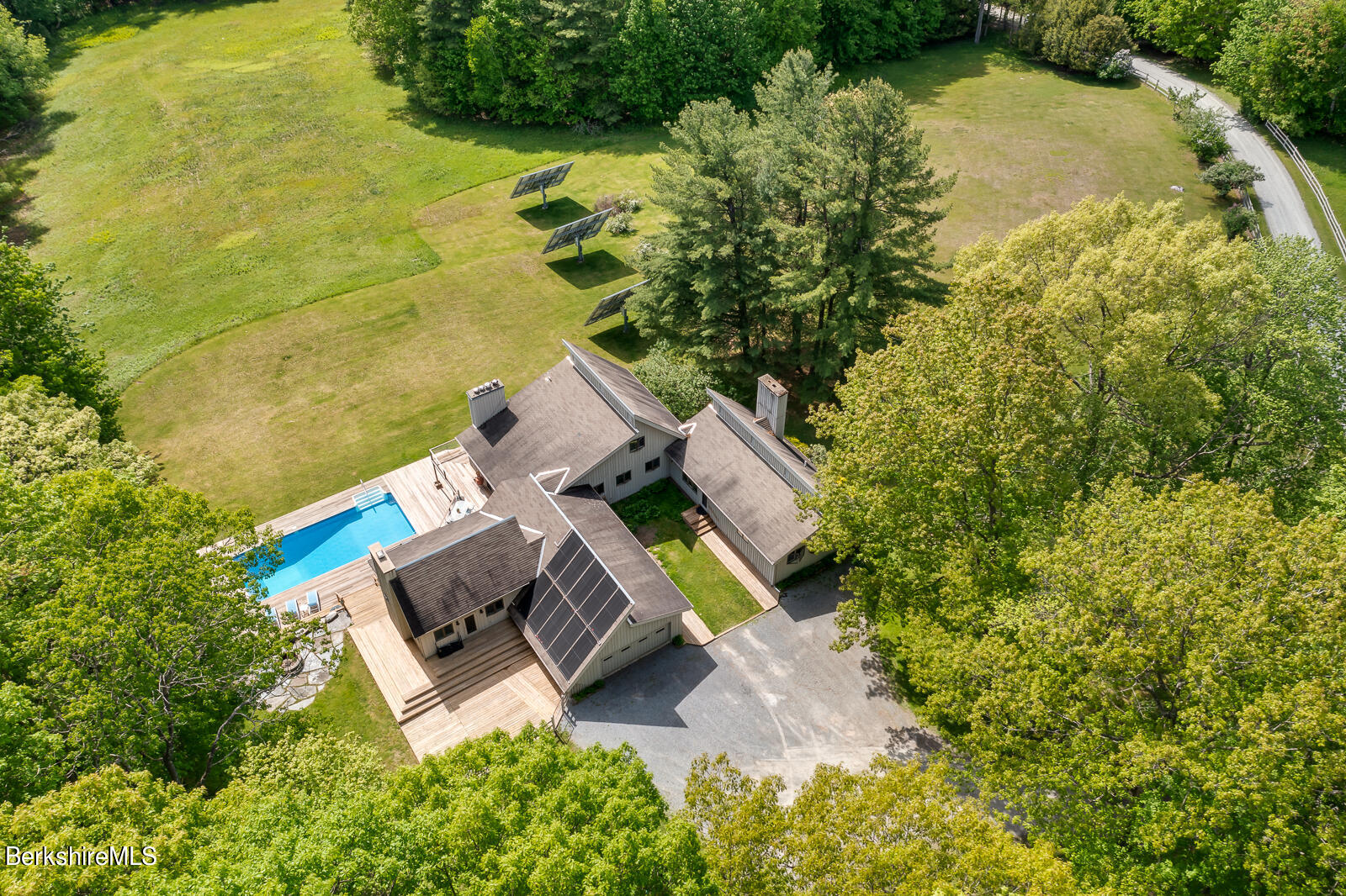 436 Henderson Road Williamstown, MA 01267 - Photo 8 of 46 9-436-Henderson-Ext