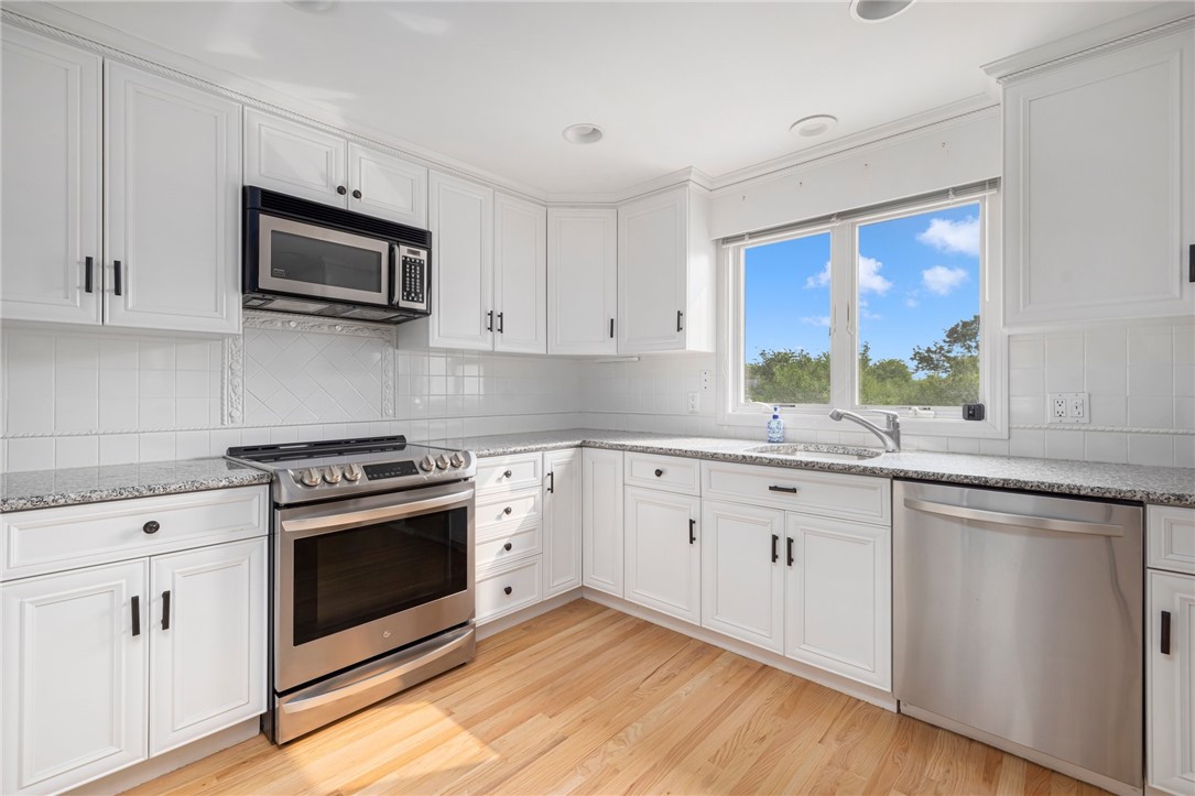 331 3rd Beach Road Middletown, RI 02842 - Photo 18 of 50 Efficient and newer kitchen