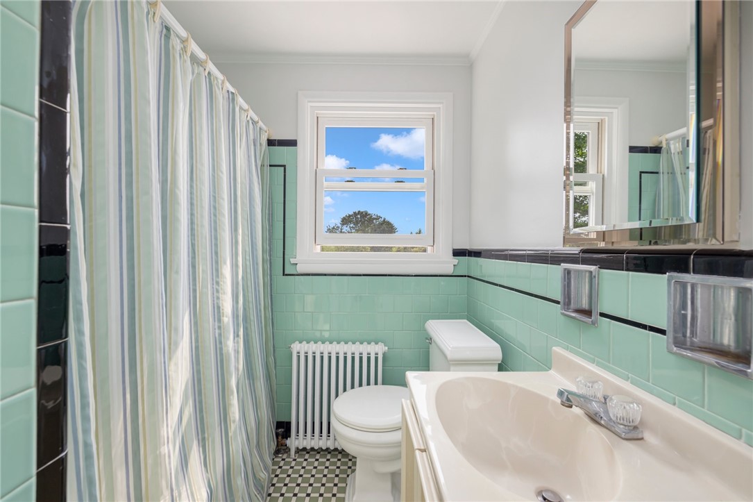 331 3rd Beach Road Middletown, RI 02842 - Photo 40 of 50 Second wing bathroom