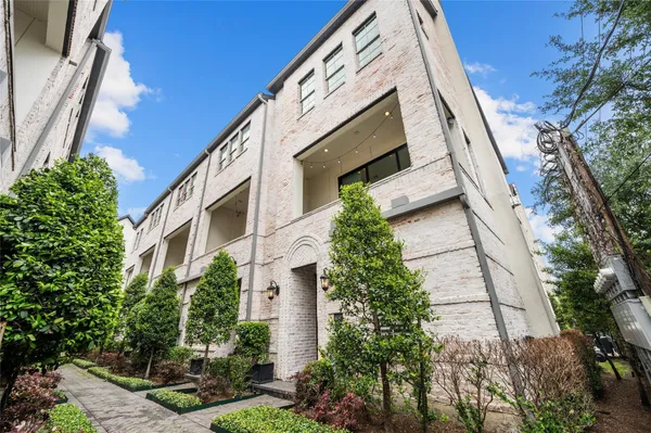 $3,200 | 4045 Leeland Street, Houston, TX 77023