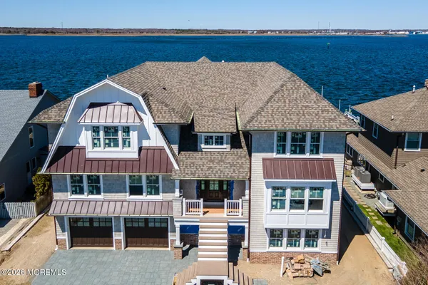 $8,995,000 | 275 Curtis Point Drive, Mantoloking, NJ 08738