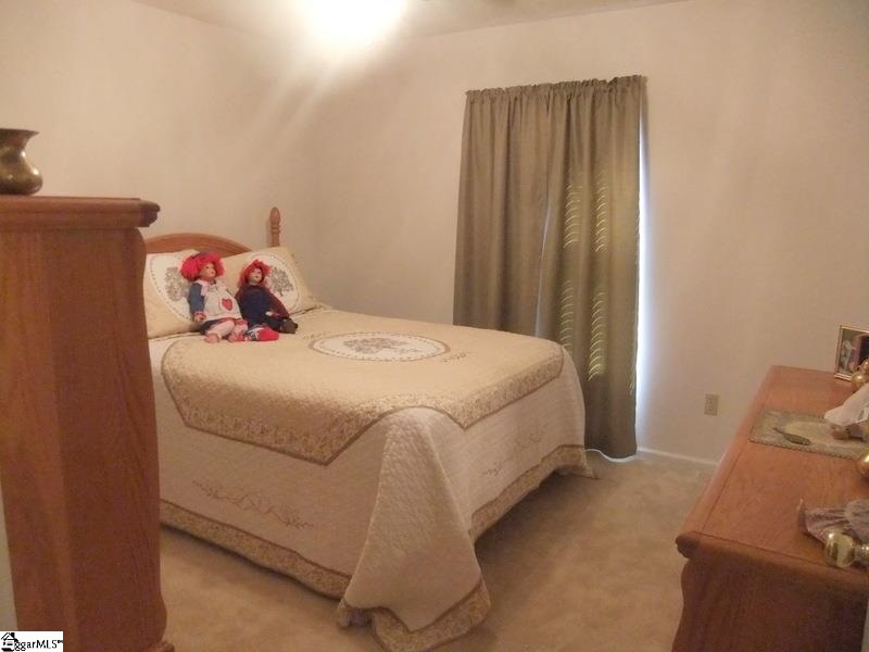 148 Suffolk Road Boiling Springs, SC 29316 - Photo 19 of 25