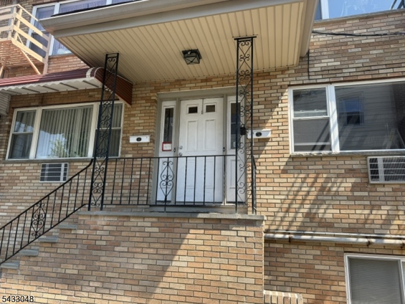 490 Union Avenue, Unit B2 Rutherford, NJ 07070 - Photo 3 of 8
