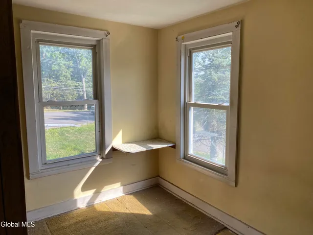 $89,100 | 45 6th Street, Waterford, NY 12188