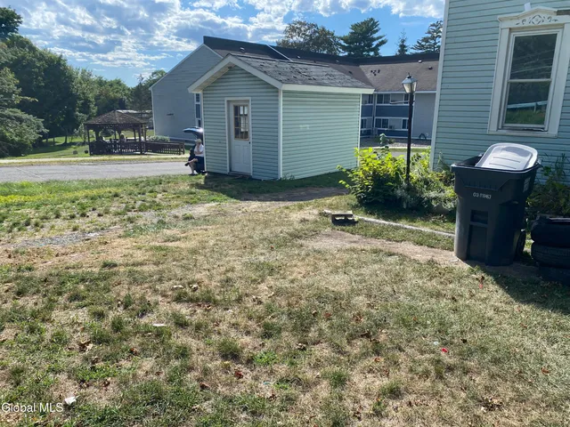 $89,100 | 45 6th Street, Waterford, NY 12188