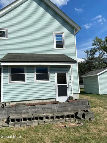 $89,100 | 45 6th Street, Waterford, NY 12188