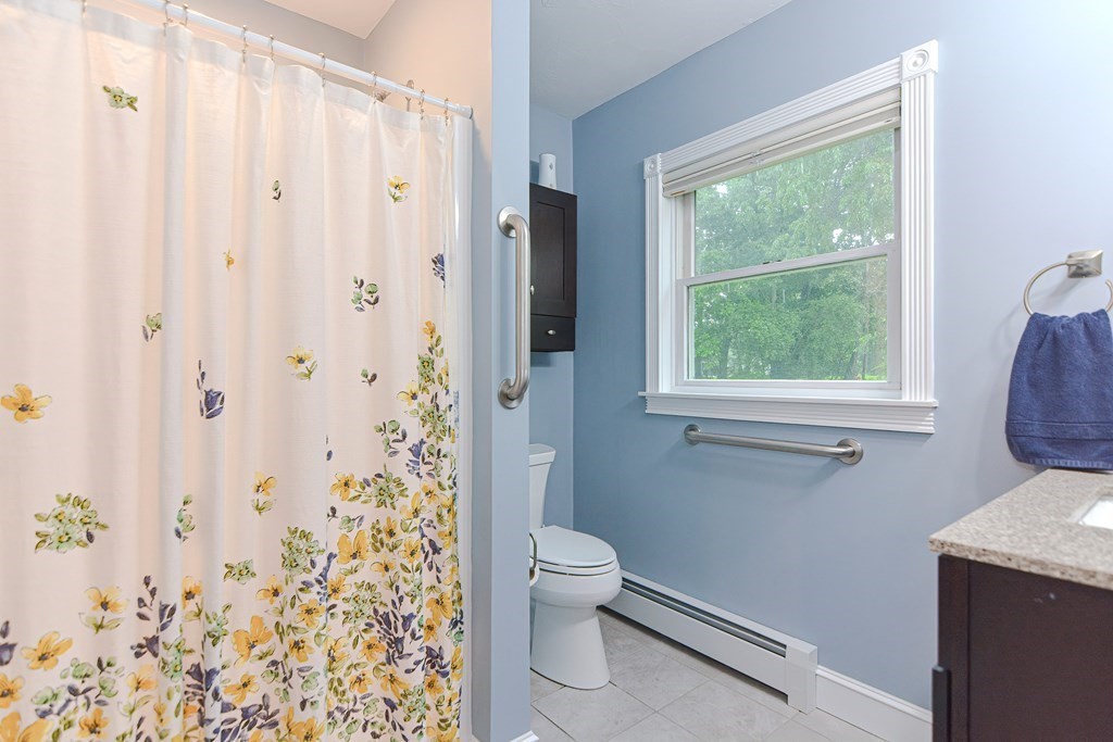 38 Catacunemaug Road Shirley, MA 01464 - Photo 13 of 42 Gallery Image 13