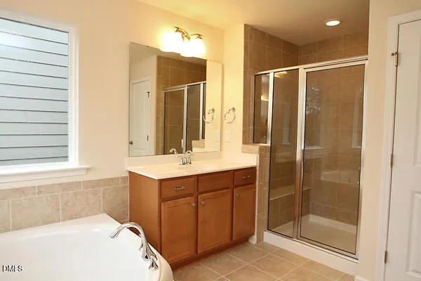 $2,395 | 215 Begen Street, Morrisville, NC 27560