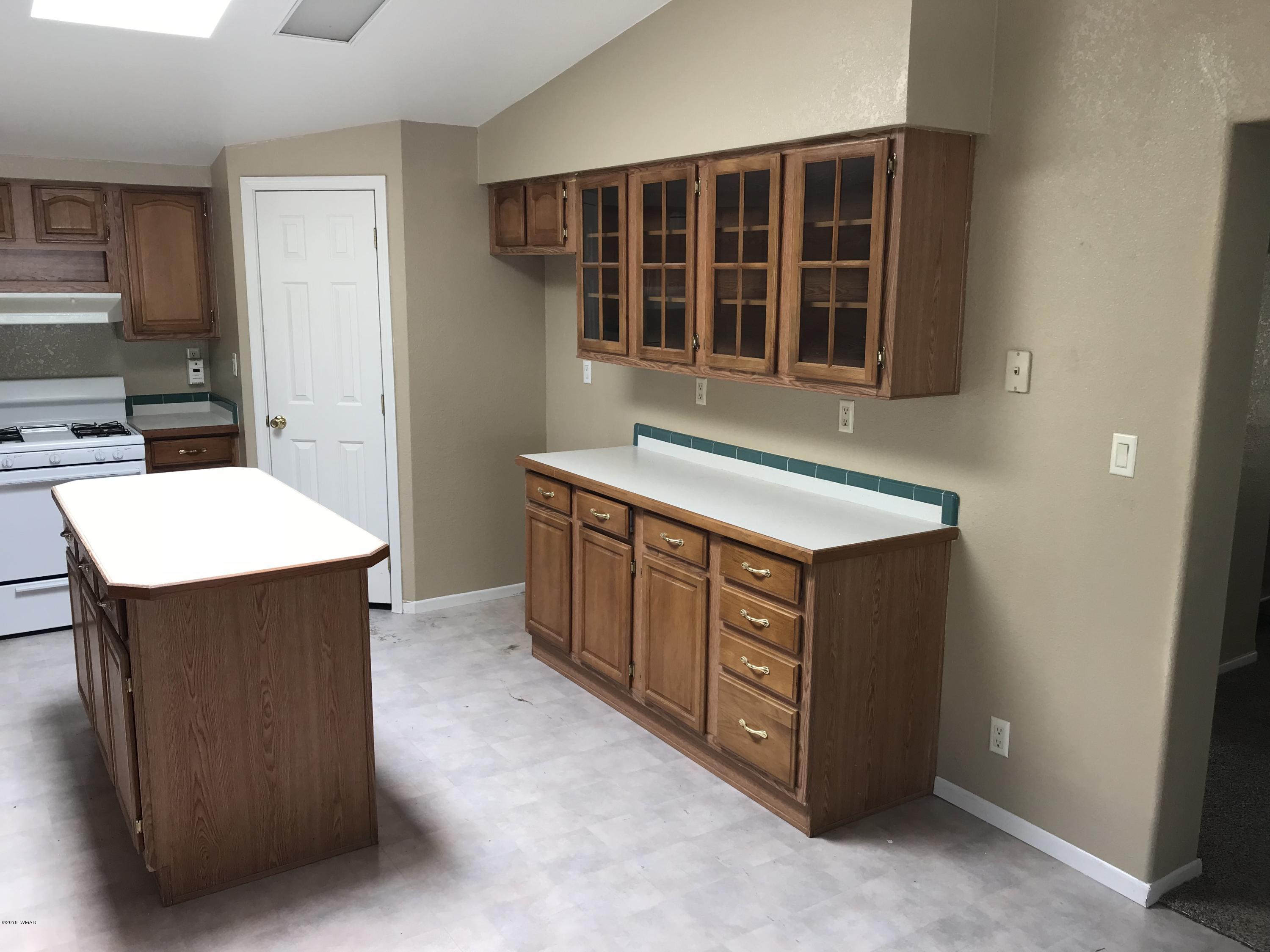 231 Timber Ridge Loop Show Low, AZ 85901 - Photo 12 of 25 Gallery Image 12
