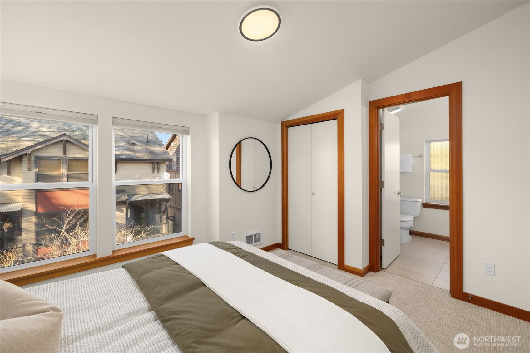 1408 Alonzo Avenue Northwest, Unit A Seattle, WA 98117 - Photo 14 of 31