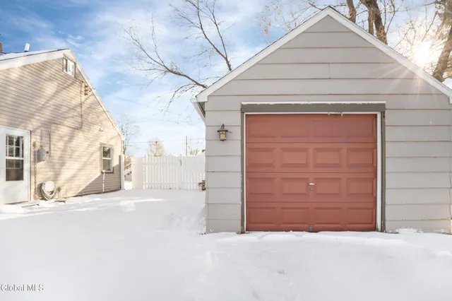 $299,000 | 1956 Clement Road, Rotterdam, NY 12303