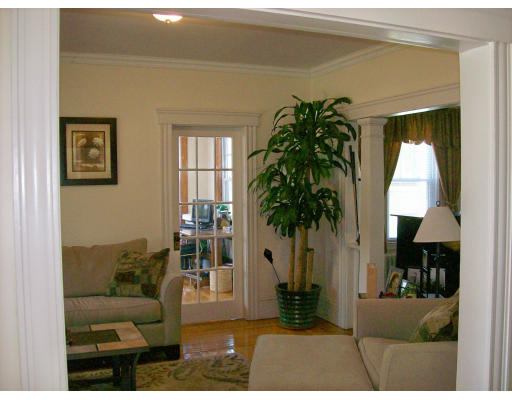 20 Temple Place, Unit 1 Framingham, MA 01701 - Photo 4 of 10 Gallery Image 4