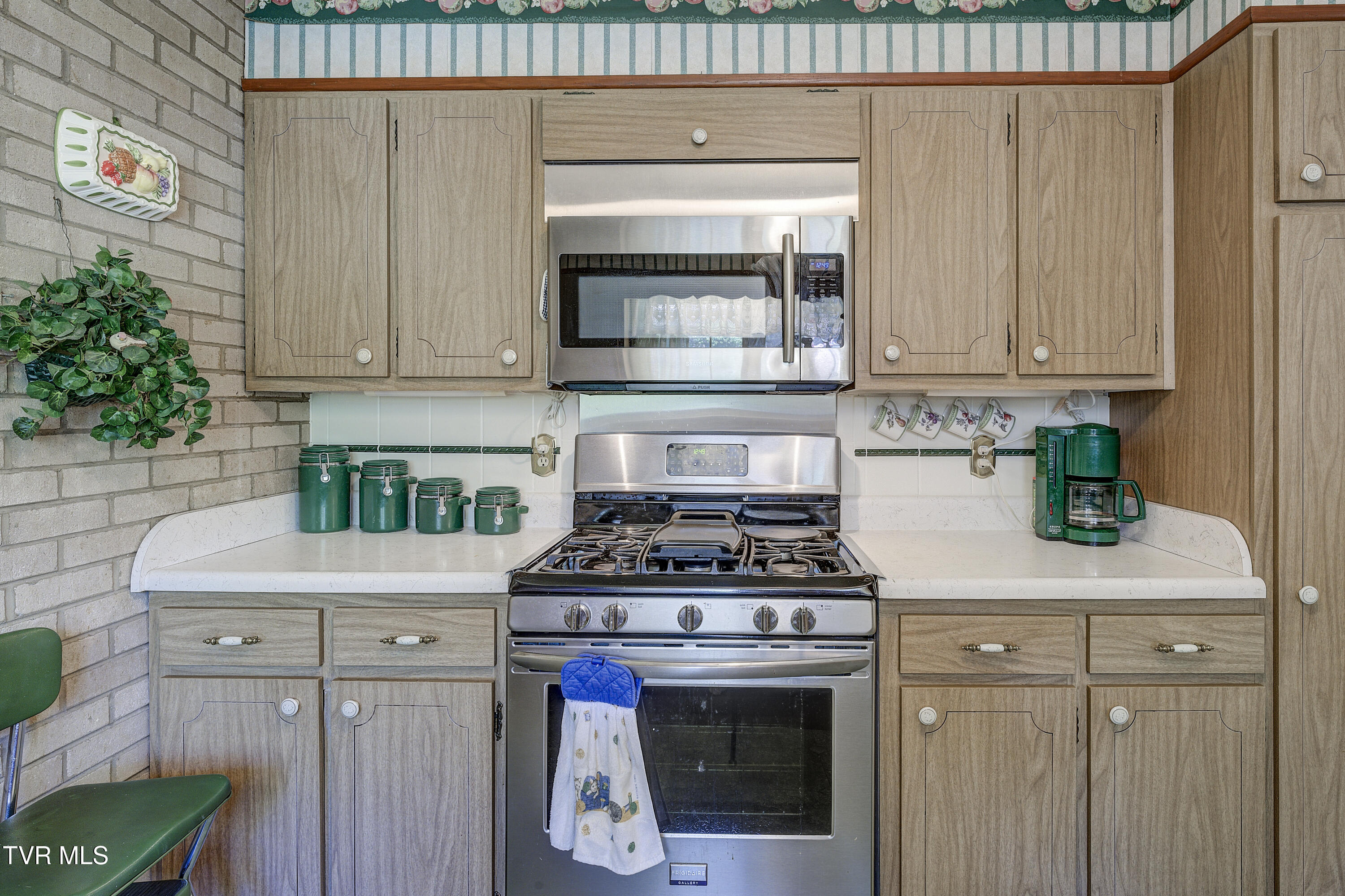 600 Valley Avenue Erwin, TN 37650 - Photo 11 of 63 Valley-7