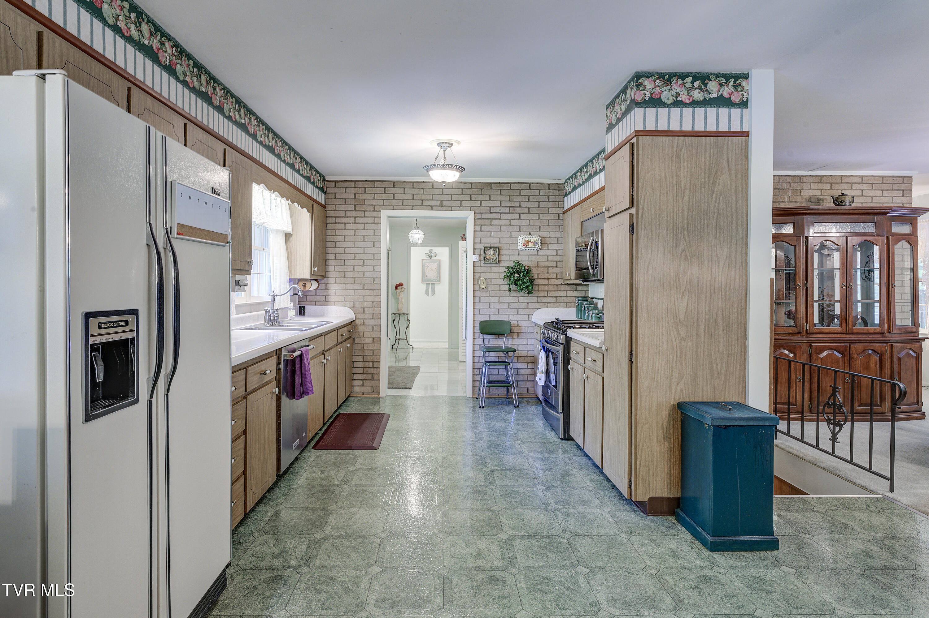 600 Valley Avenue Erwin, TN 37650 - Photo 15 of 63 Valley-11