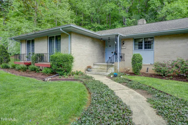 $439,900 | 600 Valley Avenue, Erwin, TN 37650