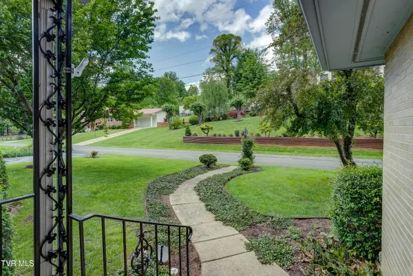 $439,900 | 600 Valley Avenue, Erwin, TN 37650