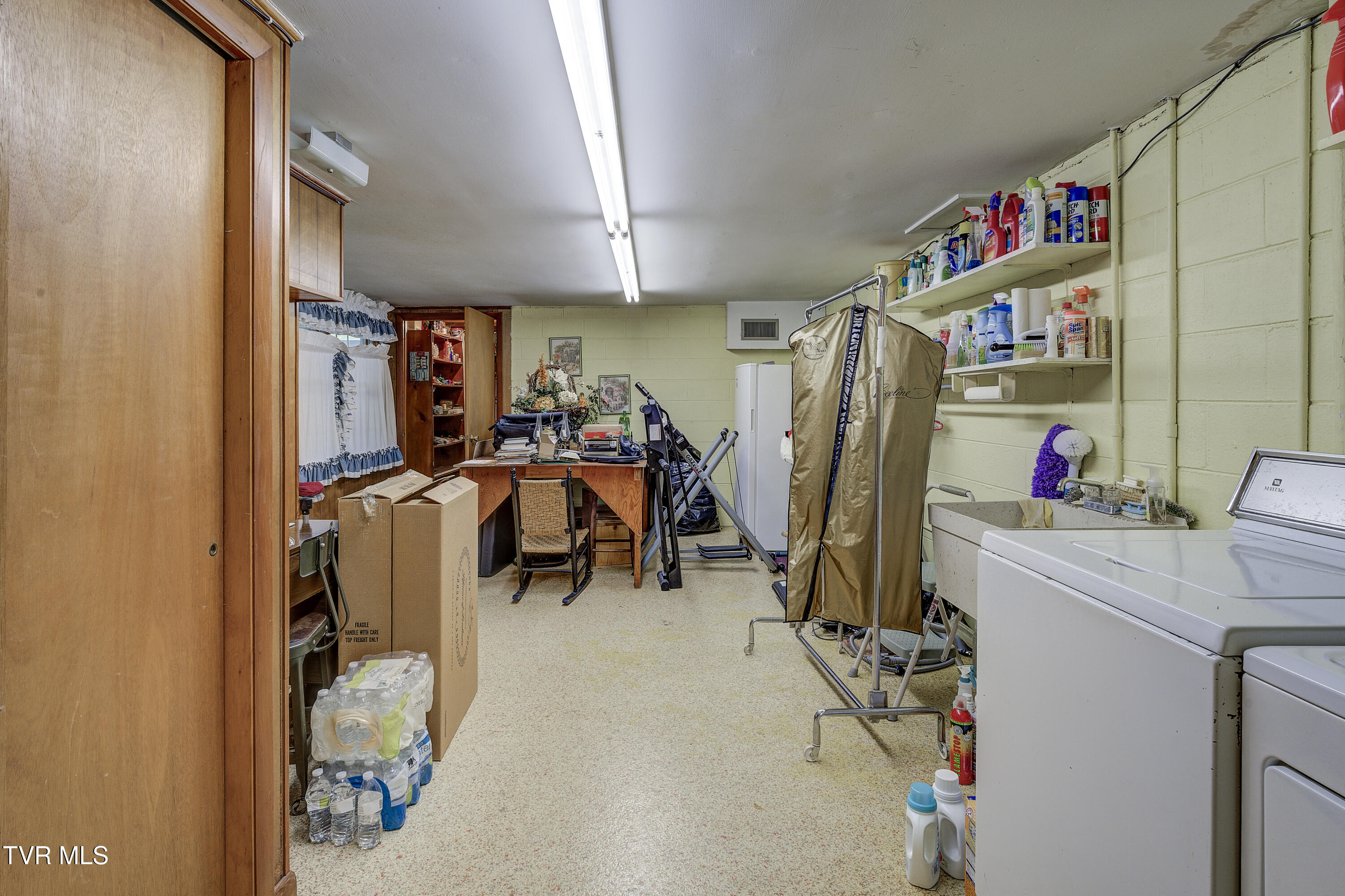 600 Valley Avenue Erwin, TN 37650 - Photo 42 of 63 Valley-38