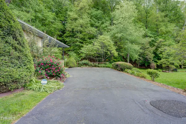 $439,900 | 600 Valley Avenue, Erwin, TN 37650