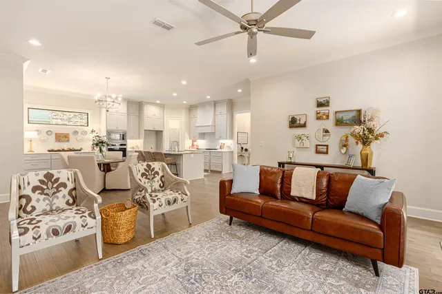 $459,900 | 5709 Fern Cove Terrace, Tyler, TX 75703