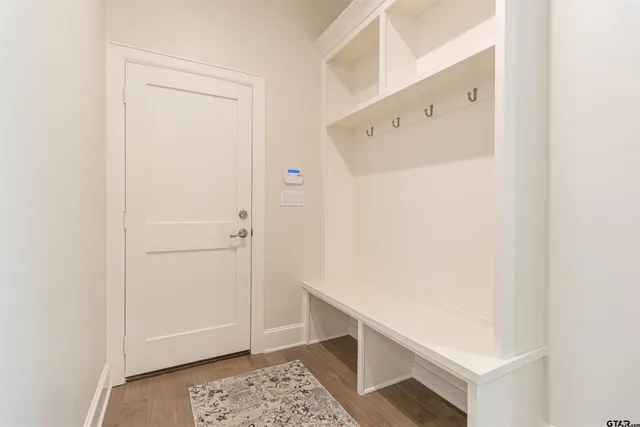 $459,900 | 5709 Fern Cove Terrace, Tyler, TX 75703