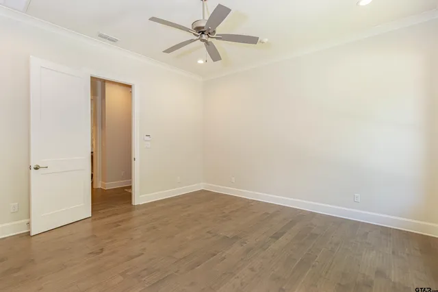 $459,900 | 5709 Fern Cove Terrace, Tyler, TX 75703