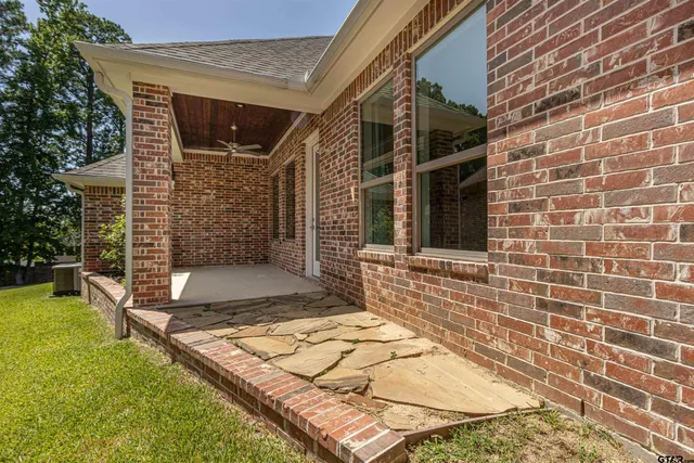 $459,900 | 5709 Fern Cove Terrace, Tyler, TX 75703