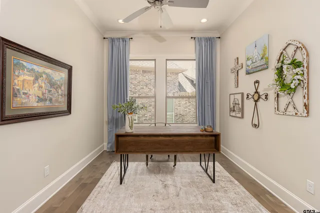 $459,900 | 5709 Fern Cove Terrace, Tyler, TX 75703