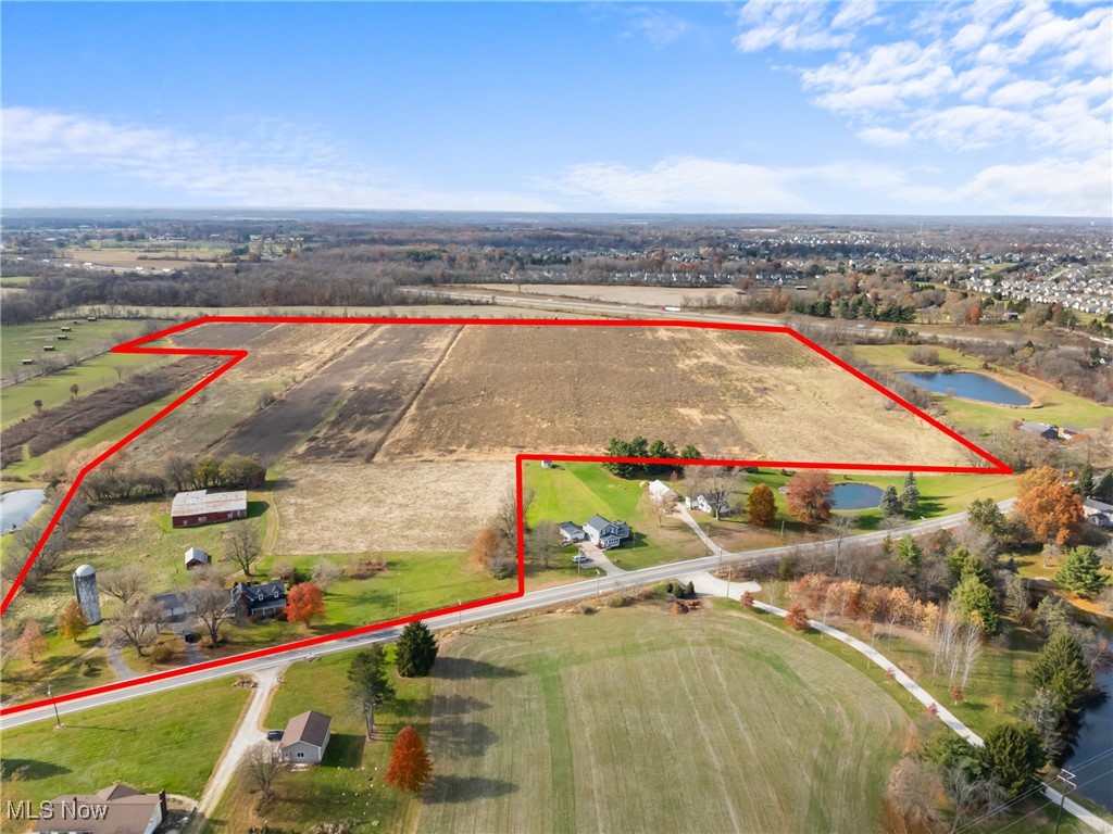 6880 Wadsworth Road Medina, OH 44256 - Photo 21 of 26 Overview of rural landscape featuring property boundaries highlighted