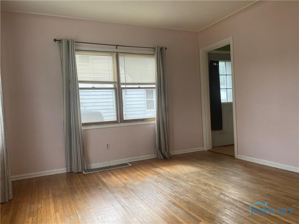 2011 Harlan Road Toledo, OH 43615 - Photo 6 of 31 Gallery Image 6