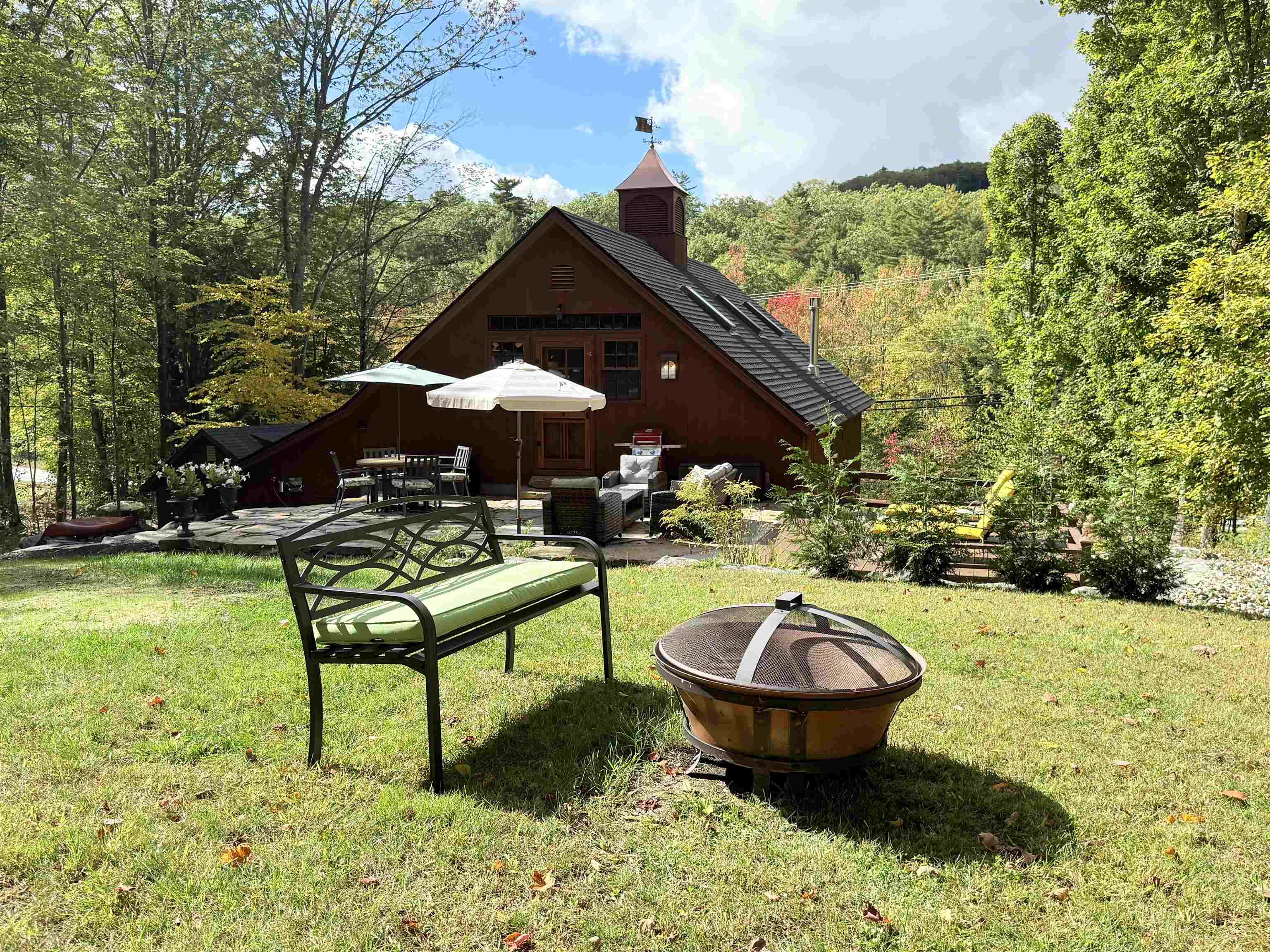 471 Edgemont Road Sunapee, NH 03782 - Photo 16 of 37 Gallery Image 16
