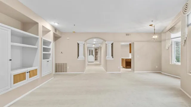 $1,100,000 | 2894 Torrey Pines Road, La Jolla, CA 92037