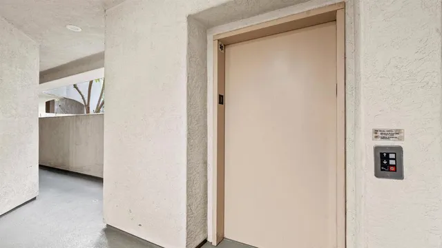 $1,100,000 | 2894 Torrey Pines Road, La Jolla, CA 92037