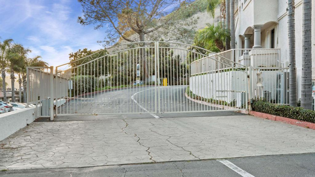 2894 Torrey Pines Road La Jolla, CA 92037 - Photo 44 of 46 a view of a park with iron fence