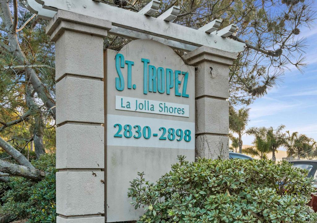 2894 Torrey Pines Road La Jolla, CA 92037 - Photo 45 of 46 a sign on the side of a building