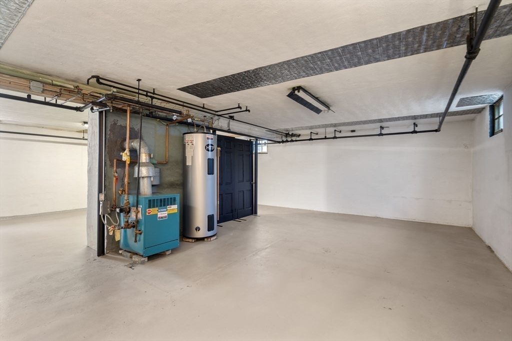 340 North Main Street Natick, MA 01760 - Photo 25 of 35 a view of an empty room