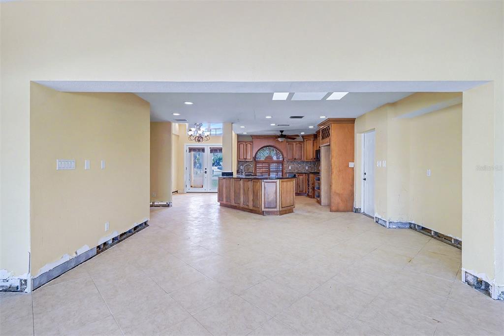 15918 Redington Drive Redington Beach, FL 33708 - Photo 12 of 33 a living room with furniture and a wooden floor
