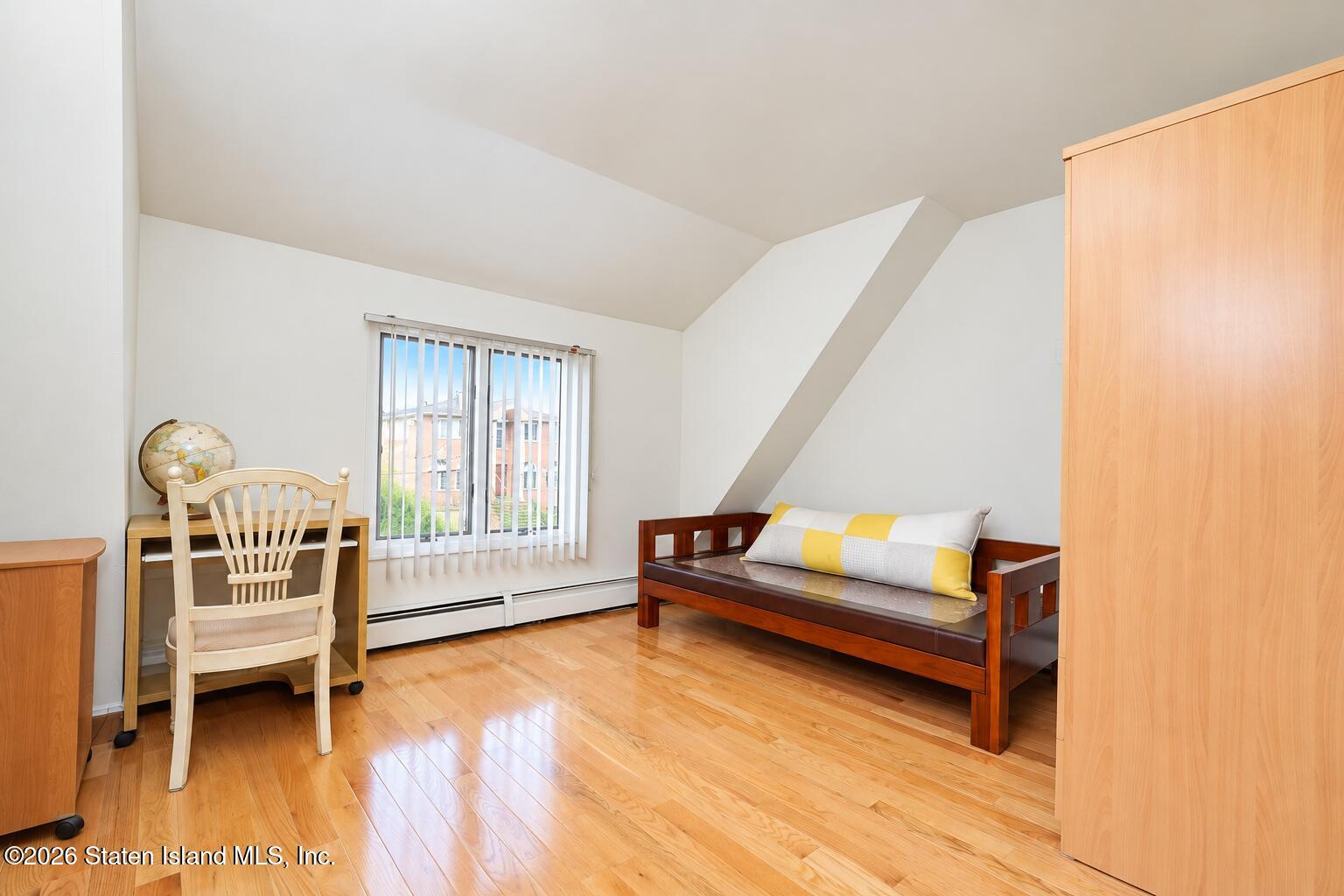 180 Radcliff Road Staten Island, NY 10305 - Photo 30 of 42 180-32