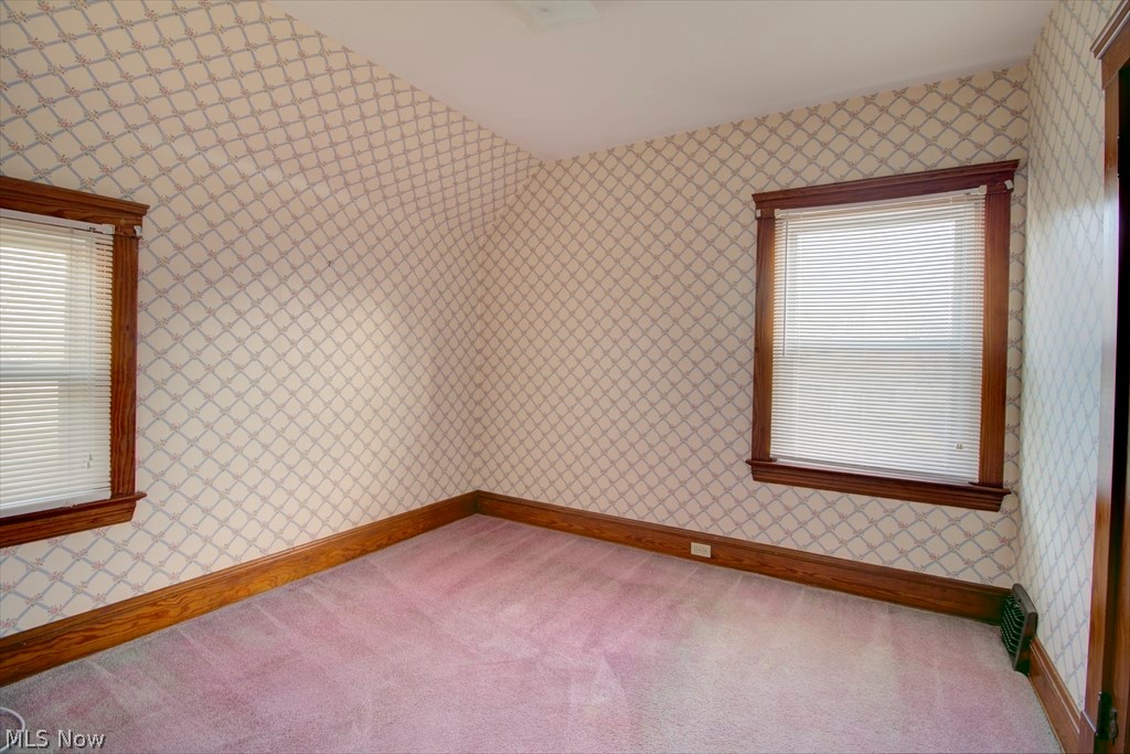 4816 Snow Road Cleveland, OH 44134 - Photo 22 of 31