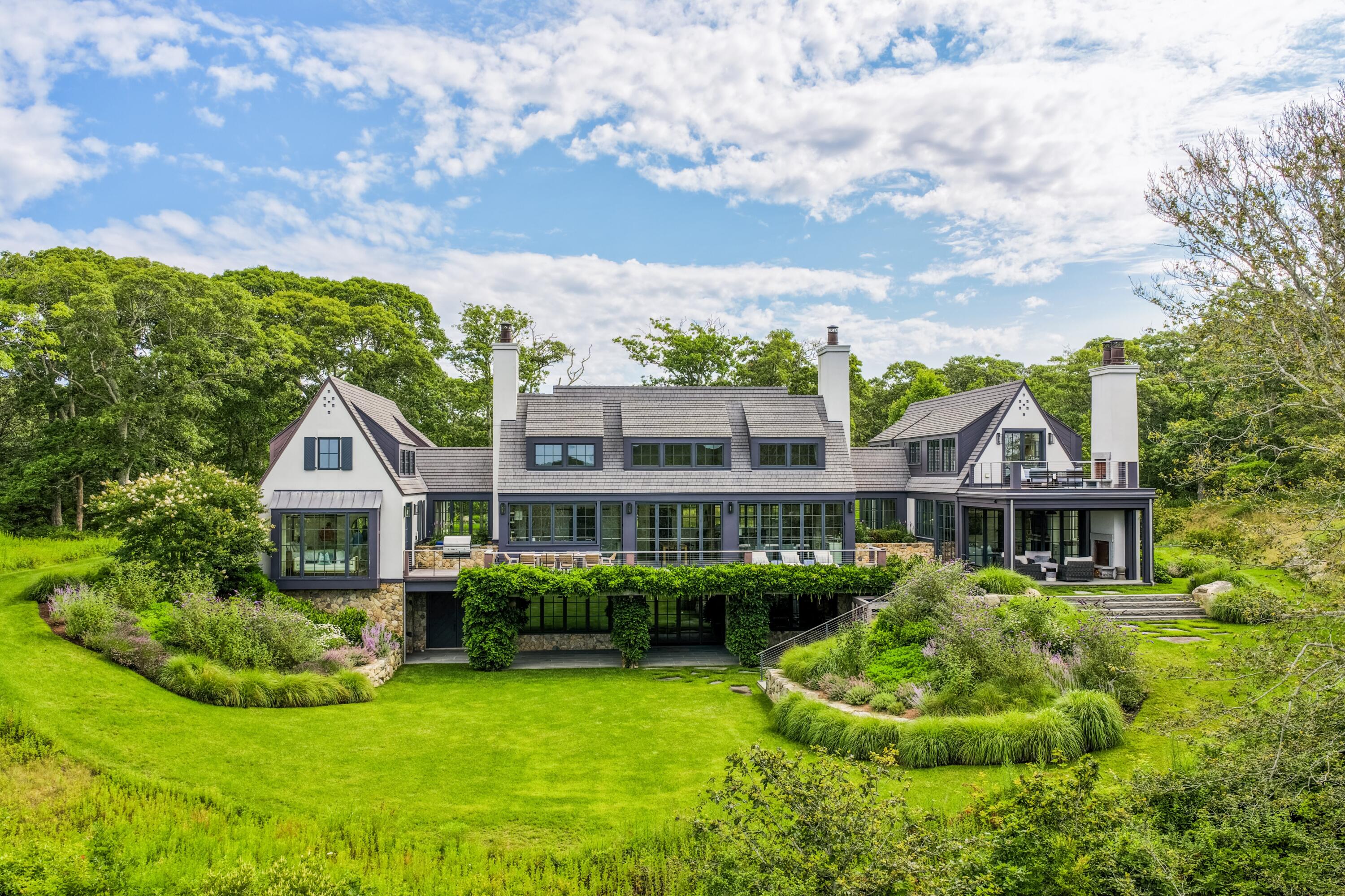 25 Brickyard Road Chilmark, MA 02535 - Photo 13 of 58 075b2fec-8bcb-4687-9a97-5812bf326047