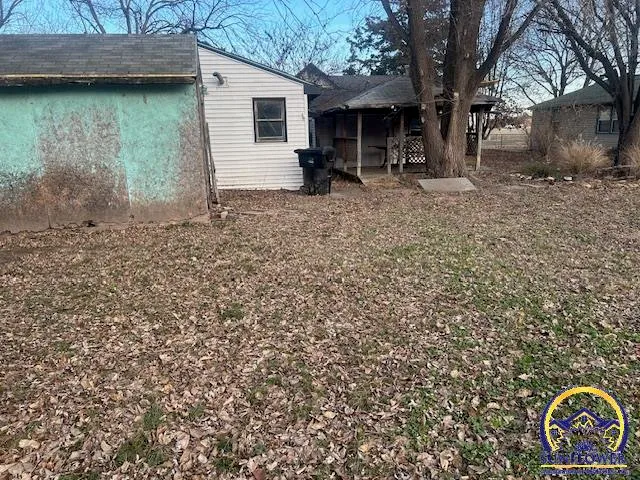 $40,000 | 825 Northeast Strait Avenue, Topeka, KS 66616