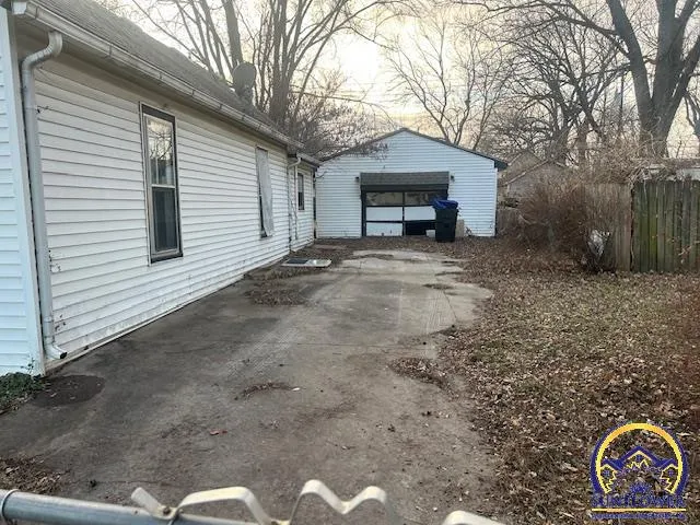$40,000 | 825 Northeast Strait Avenue, Topeka, KS 66616