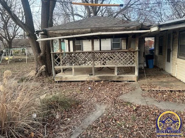 $40,000 | 825 Northeast Strait Avenue, Topeka, KS 66616