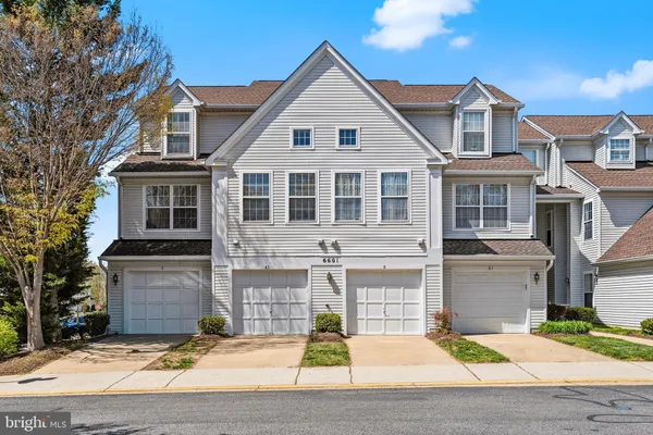$460,000 | 6601 Netties Lane, Unit 1811, Alexandria, VA 22315