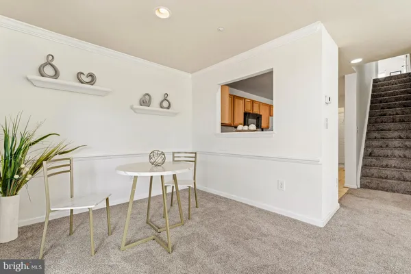 $460,000 | 6601 Netties Lane, Unit 1811, Alexandria, VA 22315