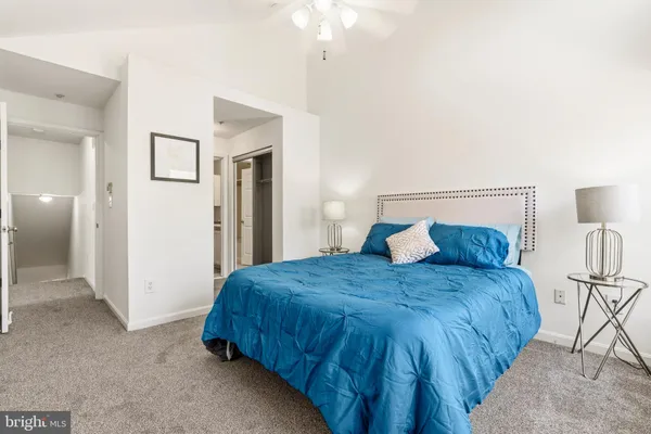$460,000 | 6601 Netties Lane, Unit 1811, Alexandria, VA 22315