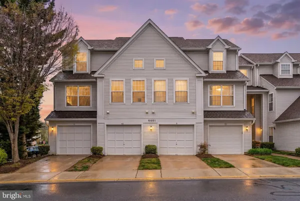 $460,000 | 6601 Netties Lane, Unit 1811, Alexandria, VA 22315