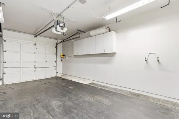 $460,000 | 6601 Netties Lane, Unit 1811, Alexandria, VA 22315