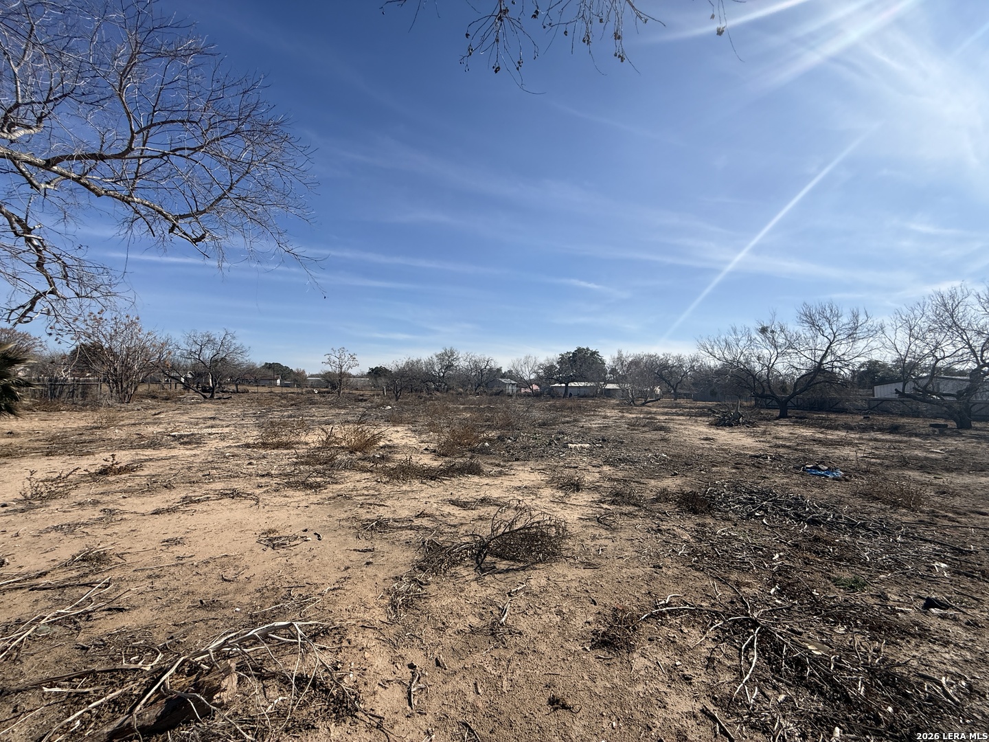 412 North Transportation Drive Devine, TX 78016 - Photo 3 of 16