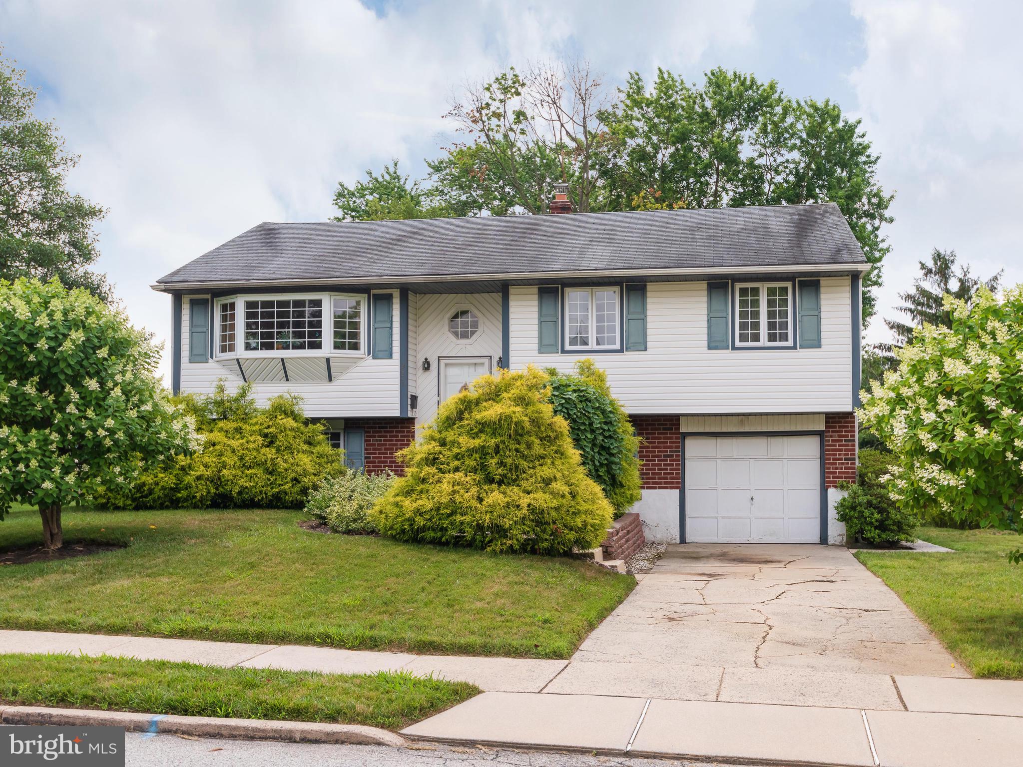 2475 Weir Road Aston, PA 19014 - Photo 3 of 36